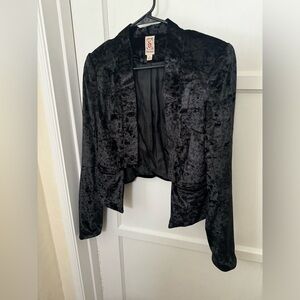 Decree Black Velvet Open-Front Blazer